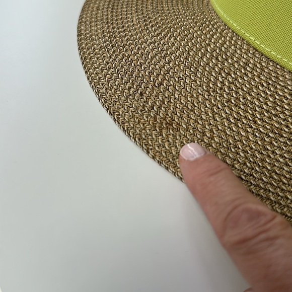 Eric Javitz Champ Pistachio Canvas & Straw Visor - Picture 9 of 9